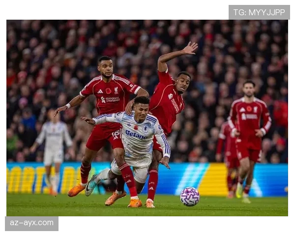 维拉与沃特金斯成功续约，状态回暖剑指英超荣誉