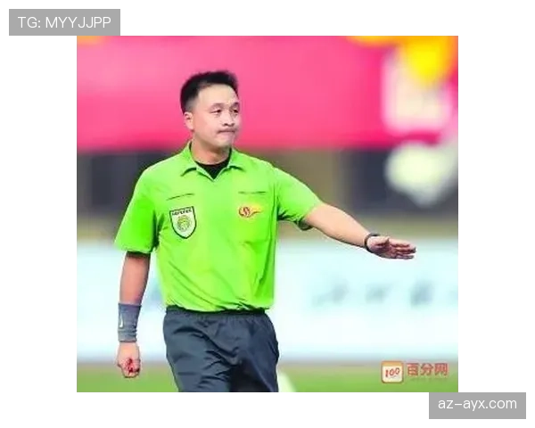 间接任意球手势规则详解：裁判如何精准示意判罚类型