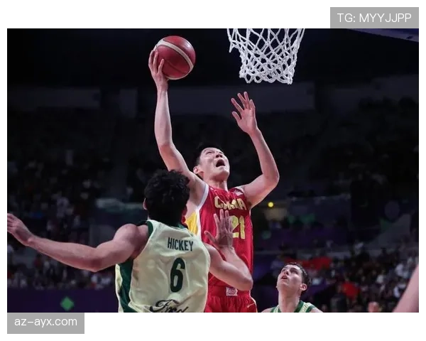 姚明篮下强打提升队内效率显著 优于同时代内线打法